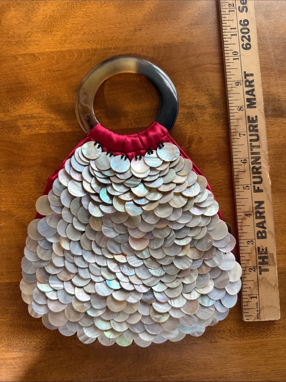 Vintage Red Sequin Shell Wristlet with Round Tortoiseshell Handle